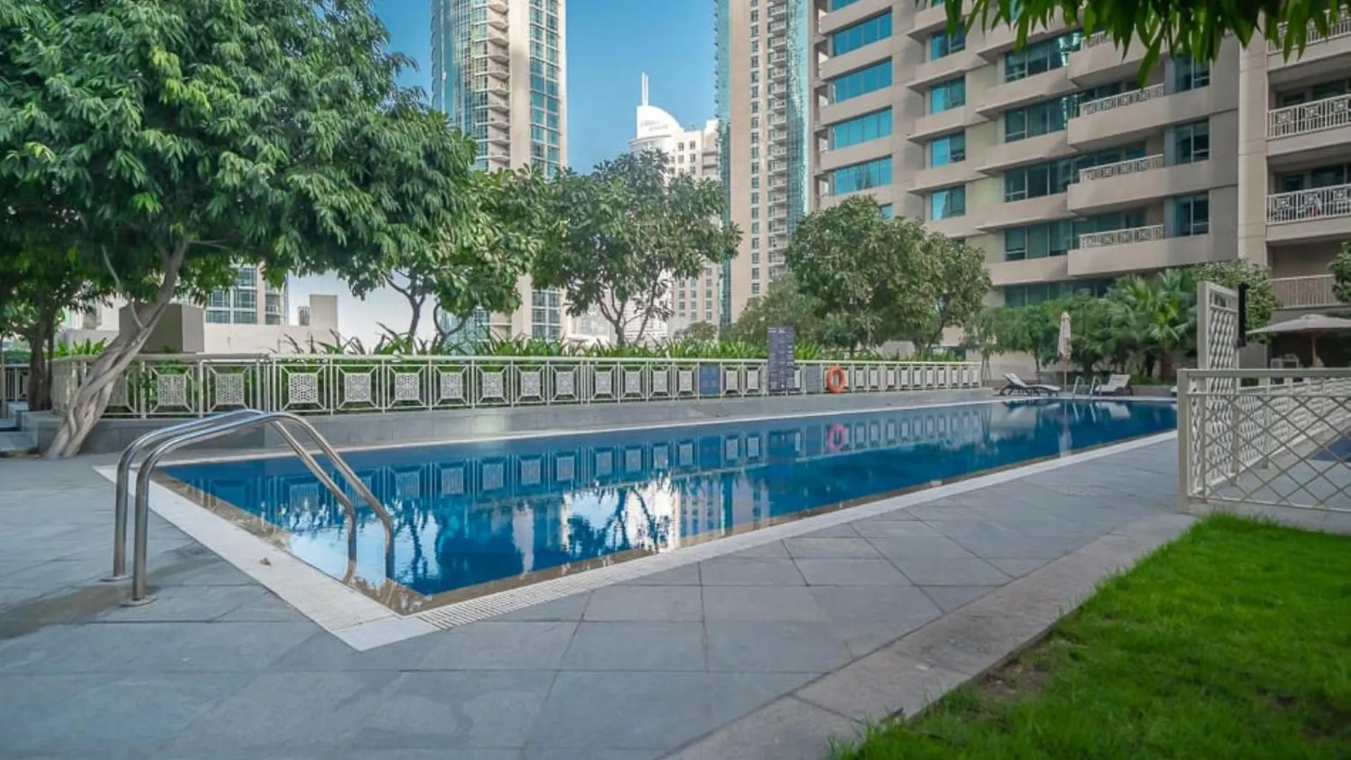 Bellavista - High Floor - 1Br - 29 Boulevard - Full Burj Khalifa & Fountain View Dubai Apartment