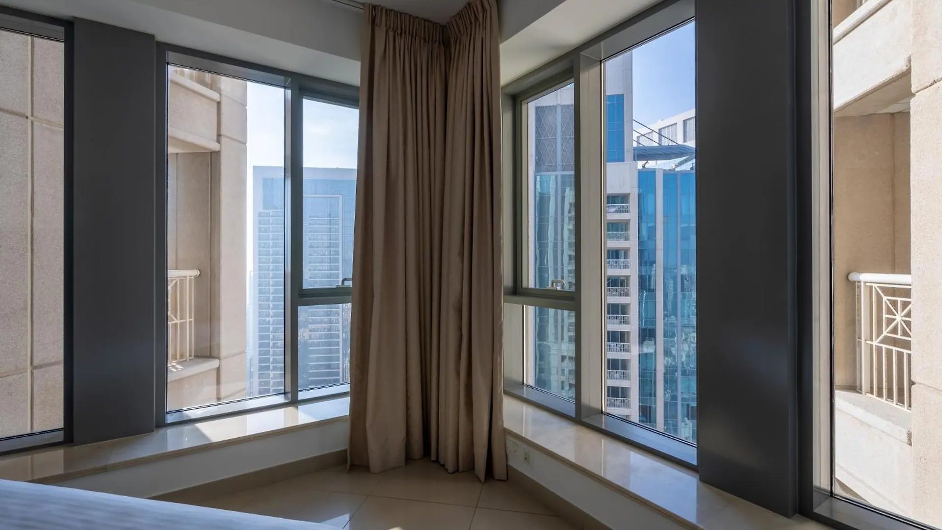 Bellavista - High Floor - 1Br - 29 Boulevard - Full Burj Khalifa & Fountain View Dubai